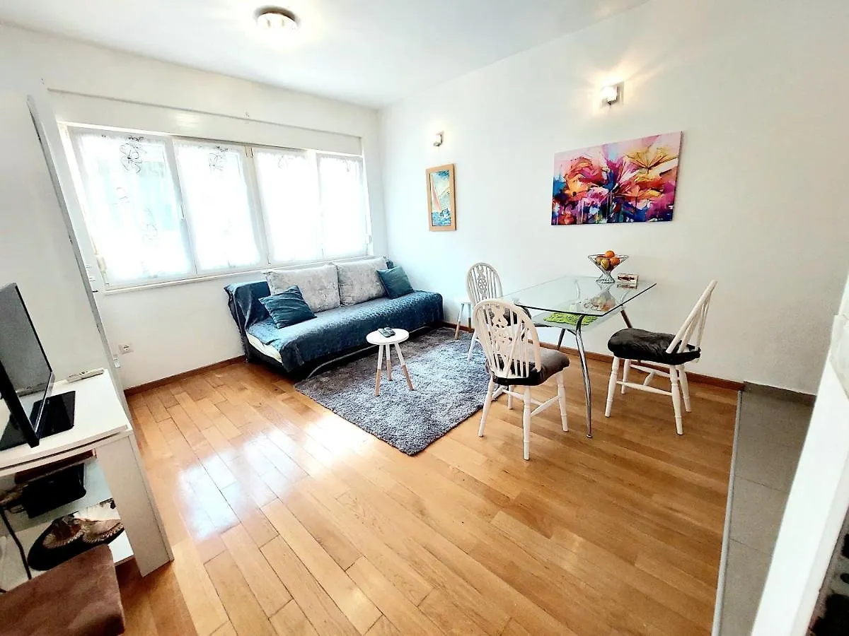 Apartment Divas Split